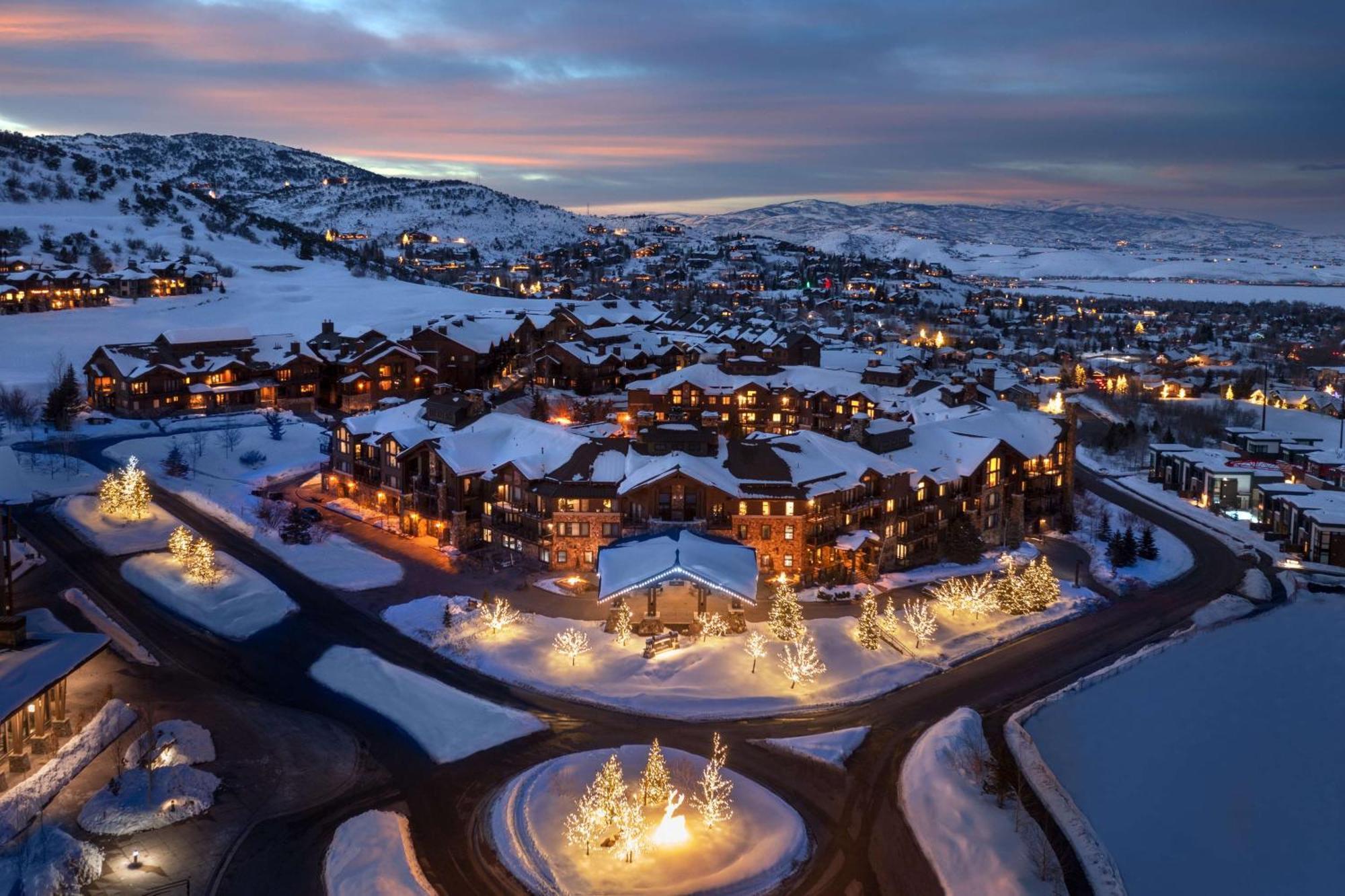 Waldorf Astoria Park City Exterior photo
