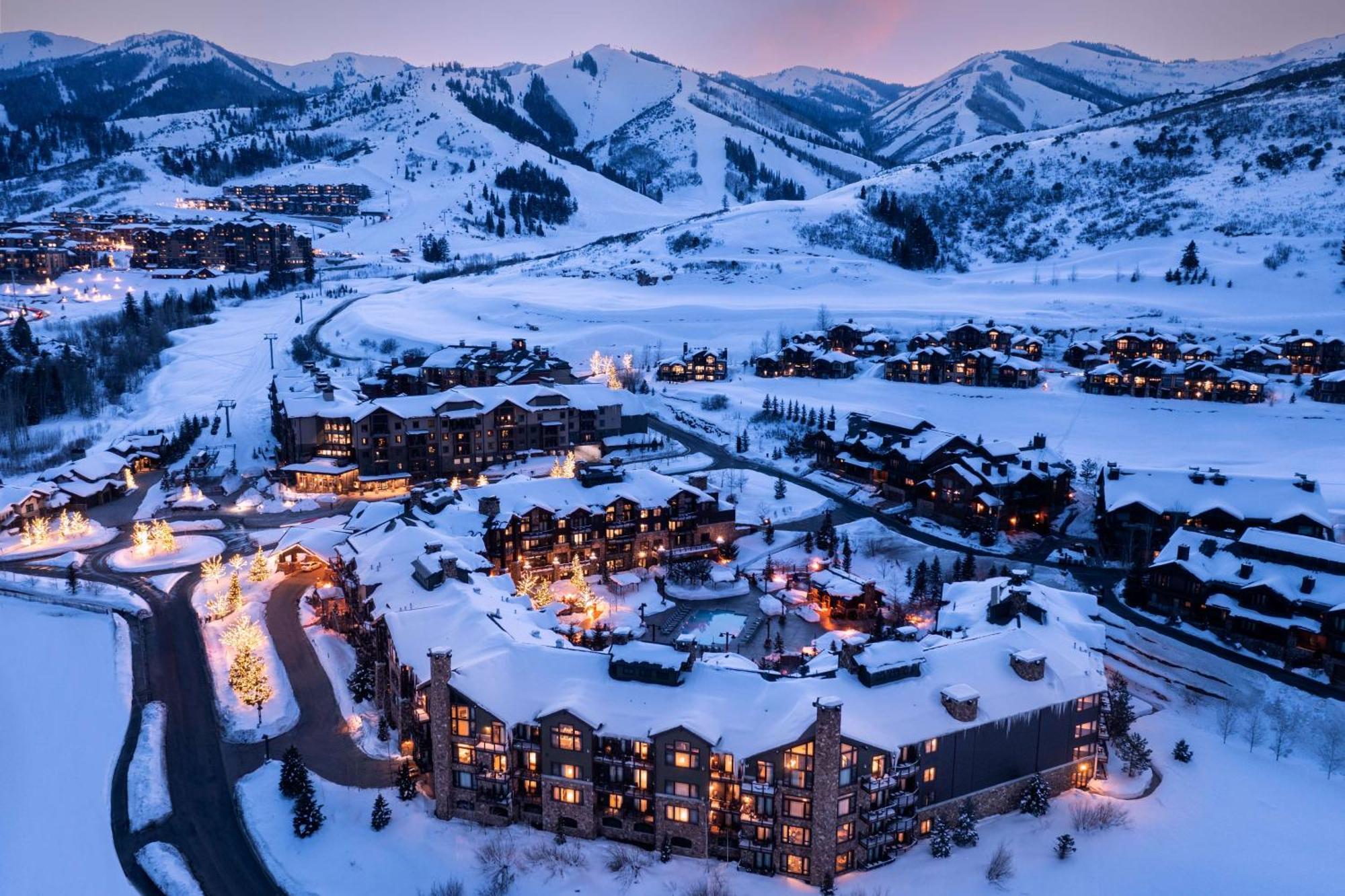 Waldorf Astoria Park City Exterior photo